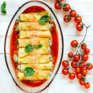 Cannelloni mit Spinat und Salakis