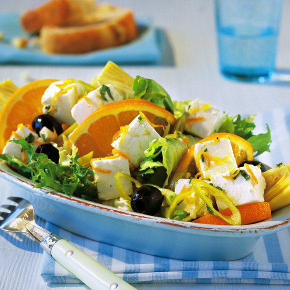 Marinierter Salakis Schafkäse mit Endiviensalat